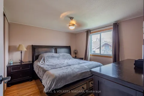 38 Lyons Avenue, Welland, ON L3B 1L7