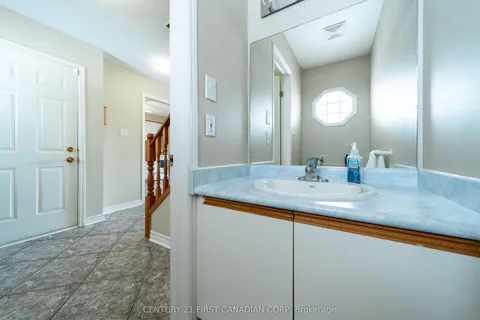 869 Shelborne Street, ON N5Z 5A7