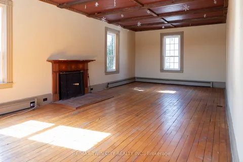 1389 LYNN VALLEY Road, Norfolk, ON N0A 1N1