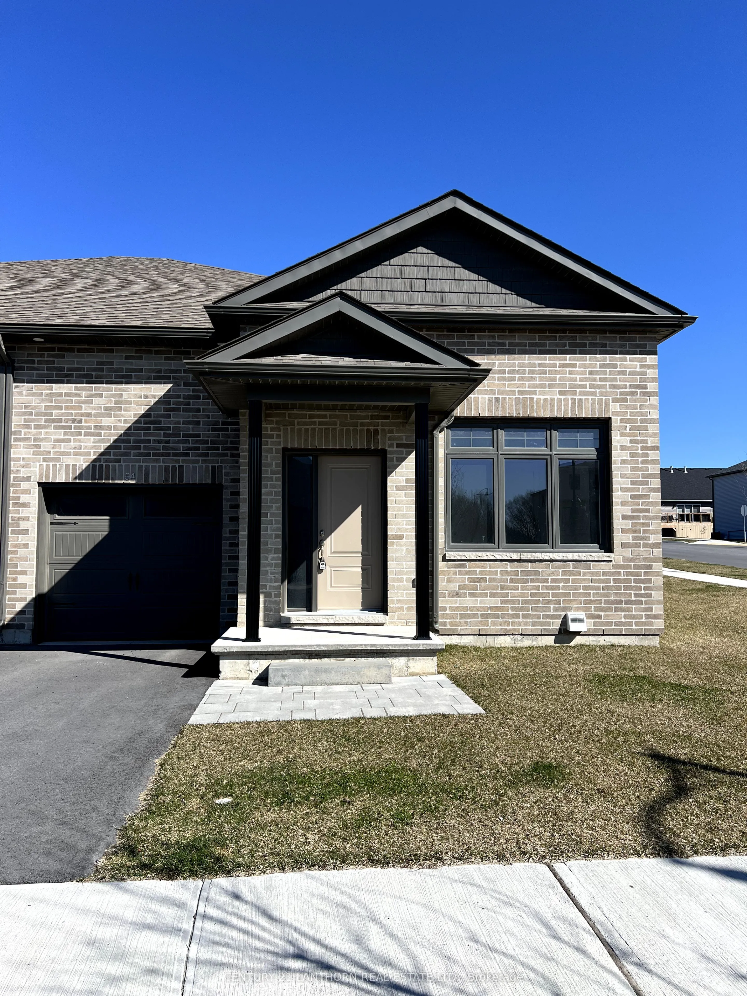 64 MARKLAND Avenue, Prince Edward County, ON K0K 2T0