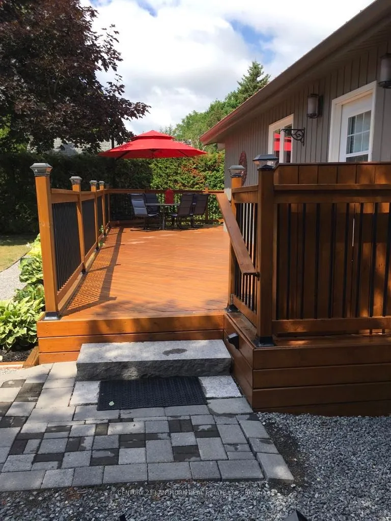 231 Oak Street, Prince Edward County, ON K0K 3L0