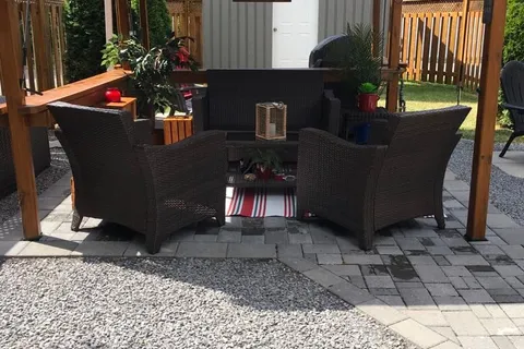 231 Oak Street, Prince Edward County, ON K0K 3L0
