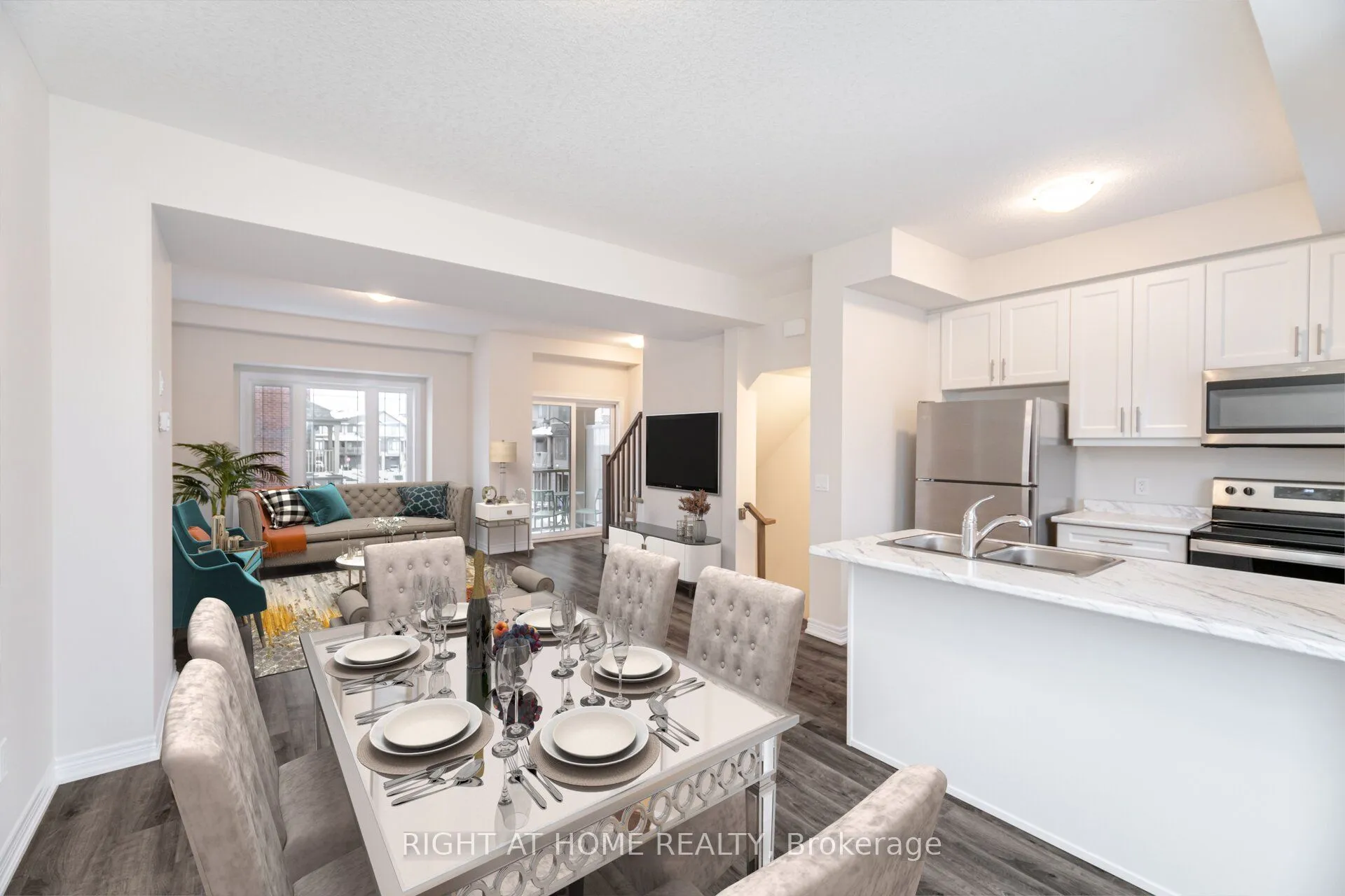 19 Picardy Drive, ON L8J 0M7