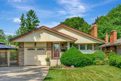 56 Skyland Drive, Hamilton, ON L9A 3C1