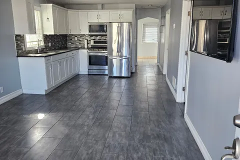 3453 Walker Road, Windsor, ON N8W 3S2
