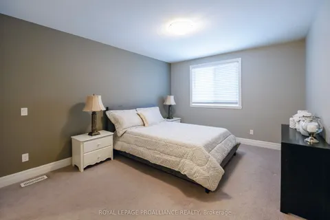 7 Hillside Meadows Drive, Quinte West, ON K8V 0J5