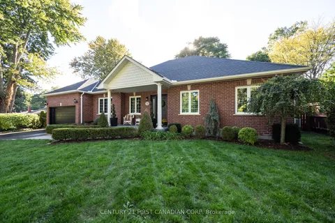 532 Oak Park Drive, ON N6H 3N7