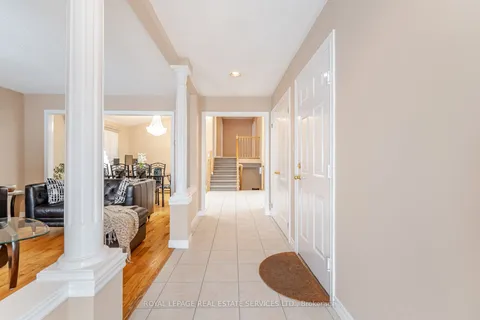 777 Limeridge Road, Hamilton, ON L8W 1A4