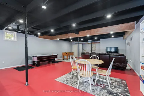 184 Scotts Point Road, Kincardine, ON N0G 2T0