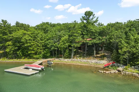 687 Finns Bay Road, Laird, ON P0S 1C0
