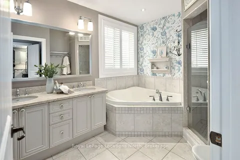 151 RANKINS Crescent, Blue Mountains, ON N0H 2P0