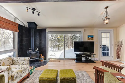 116 Castleview Road, Blue Mountains, ON L9Y 0R6