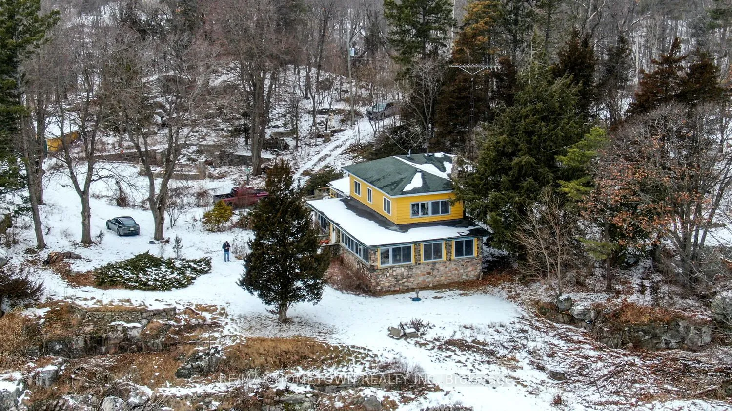 25 Vanston Road, Leeds and the Thousand Islands, ON K0E 1R0