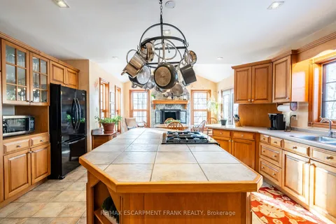 3260 Guyatt Road, Hamilton, ON L0R 1P0