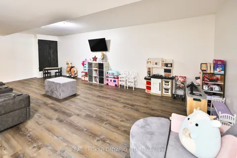 8 Benjamin Lane, North Grenville, ON K0G 1J0