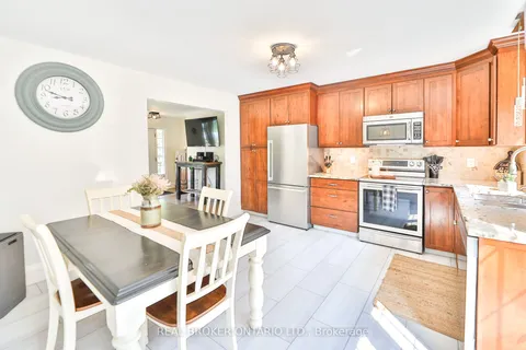 8 Benjamin Lane, North Grenville, ON K0G 1J0