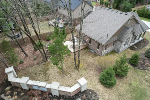 1 PRESTWICK DRIVE N/A, Huntsville, ON P1H 0C2