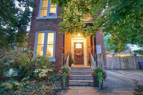 11 Maple Street, Aylmer, ON N5H 1B8