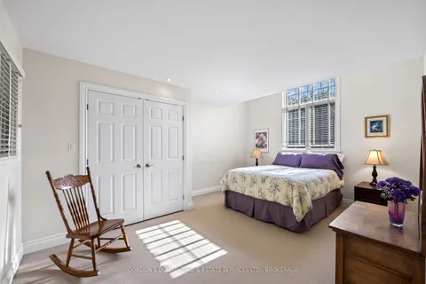 44 Howe Island Drive, Frontenac Islands, ON K7G 2V6