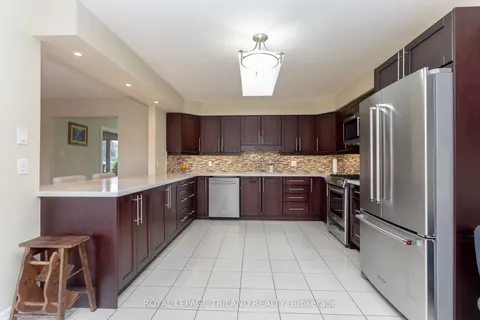 5172 Dundas Street, Thames Centre, ON N0M 2P0
