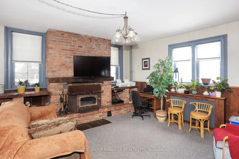 22 Francis Street, Kawartha Lakes, ON K9V 3R6