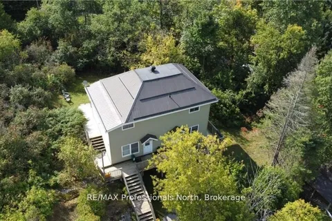 9 West Road, Huntsville, ON P1H 1K9
