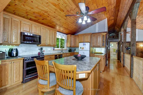 1013 Merrick Drive, Bracebridge, ON P1L 1X1