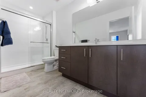 107 Starfire Crescent, Hamilton, ON L8E 0K9