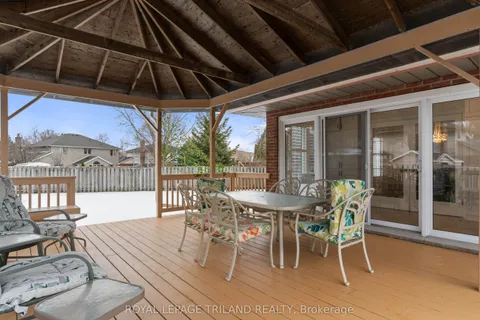 102 Masonville Court, ON N5X 3M5