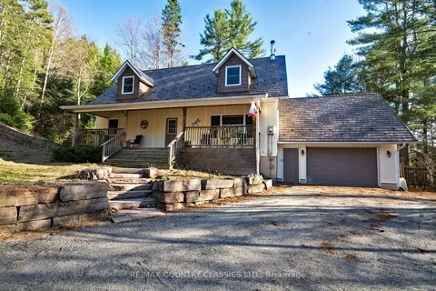 7 Vanluven Lane, Bancroft, ON K0L 1C0