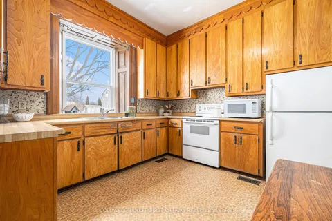 2061 Christie Lake Road, Tay Valley, ON K7H 3C6