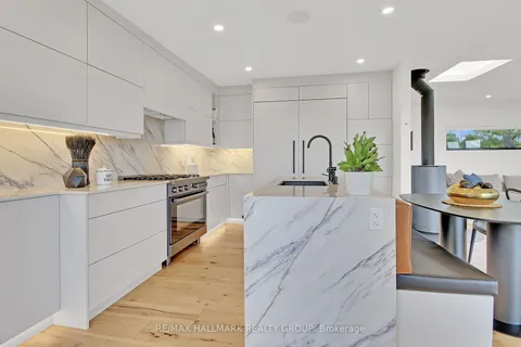 227 GRANDVIEW Road, Crystal Bay - Rocky Point - Bayshore, ON K2H 8B9