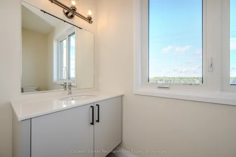 10 BROUGHTON Street, Erin, ON N1H 0B7