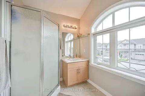 96 Highgate Drive, Hamilton, ON L8J 0C2