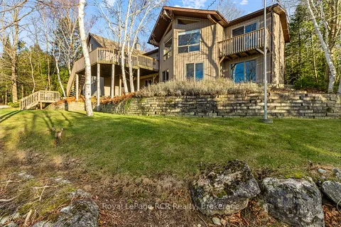 92 Moore Street, Northern Bruce Peninsula, ON N0H 1W0