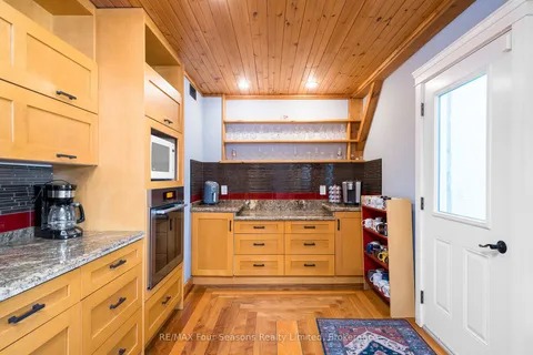 124 Dinsmore Street, Meaford, ON N0H 2P0