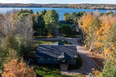 1076 Providence Drive, Algonquin Highlands, ON K0M 1S0