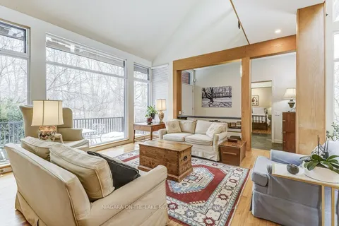 2 Park Court, Niagara-on-the-Lake, ON L0S 1J0