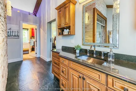 112 TAMARAC Road, Northern Bruce Peninsula, ON N0H 1W0