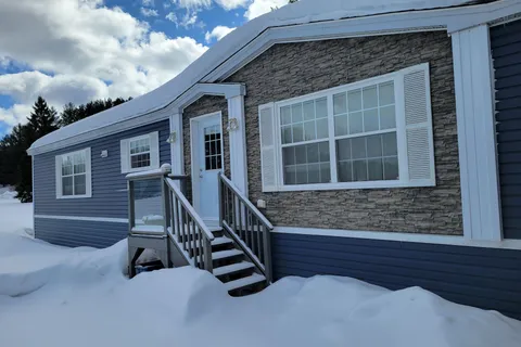 7 Pawlett Road, McKellar, ON P2A 0B5