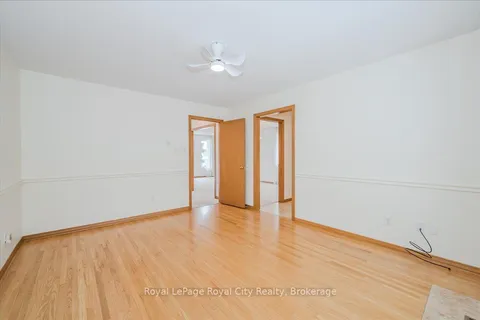 11 Aspenwood Place, Guelph, ON N1K 1P3