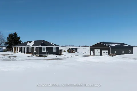 422 HAYES LAKE Avenue, Huron-Kinloss, ON N0G 2B0