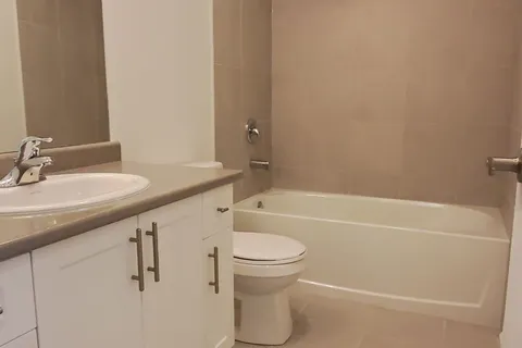 77 Diana Drive, Brant, ON L0G 1N0