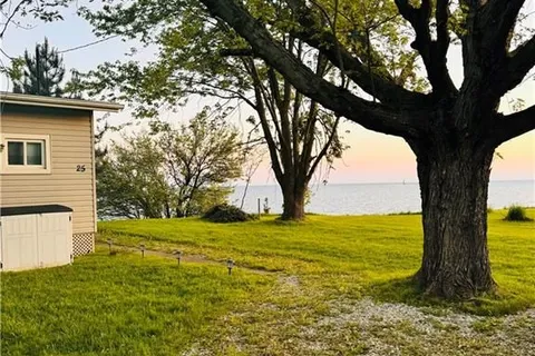 25 Erie Heights Line, Haldimand, ON N0A 1K0
