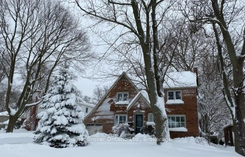 6180 CORWIN Avenue, Niagara Falls, ON L2G 5L8