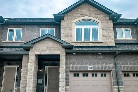 214 Rockledge Drive, Hamilton, ON L0R 1P0