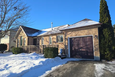 42 Pebble Beach Court, Woodstock, ON N4S 8X2