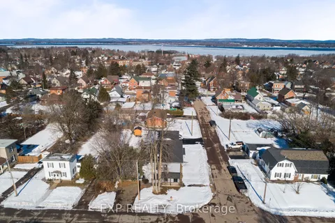 585 Perth Street, Pembroke, ON K8A 6B9