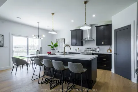 40 Fraser Drive, Quinte West, ON K0K 1E0