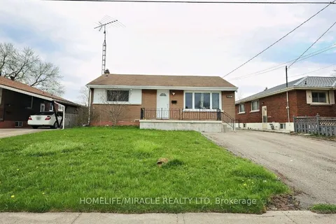 7150 Douglas Crescent, Niagara Falls, ON L2G 3C4